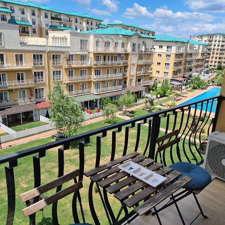 Cosmopolis Studio 1 Stefanestii de Jos Экстерьер фото