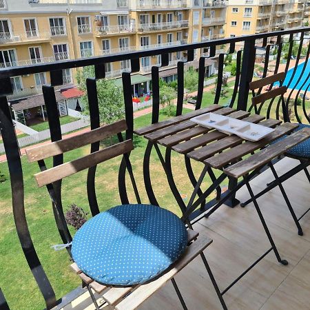 Cosmopolis Studio 1 Stefanestii de Jos Экстерьер фото