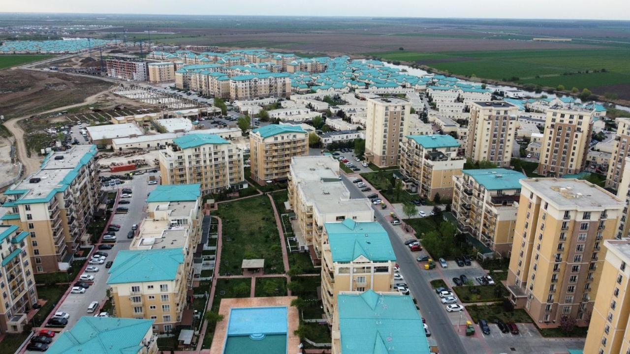 Cosmopolis Studio 1 Stefanestii de Jos Экстерьер фото